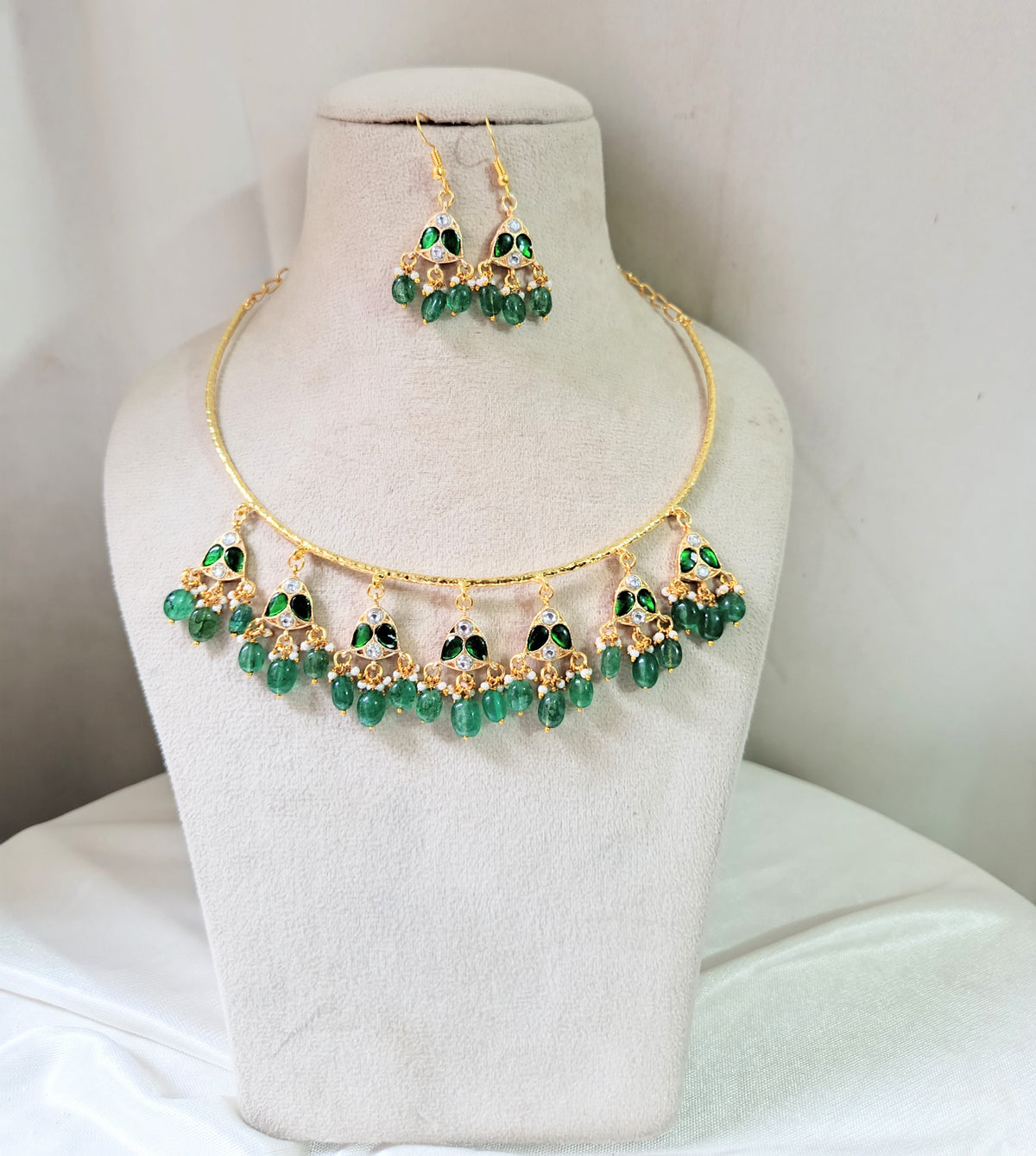 Royal Green Beaded Hasli Necklace Set with Earrings