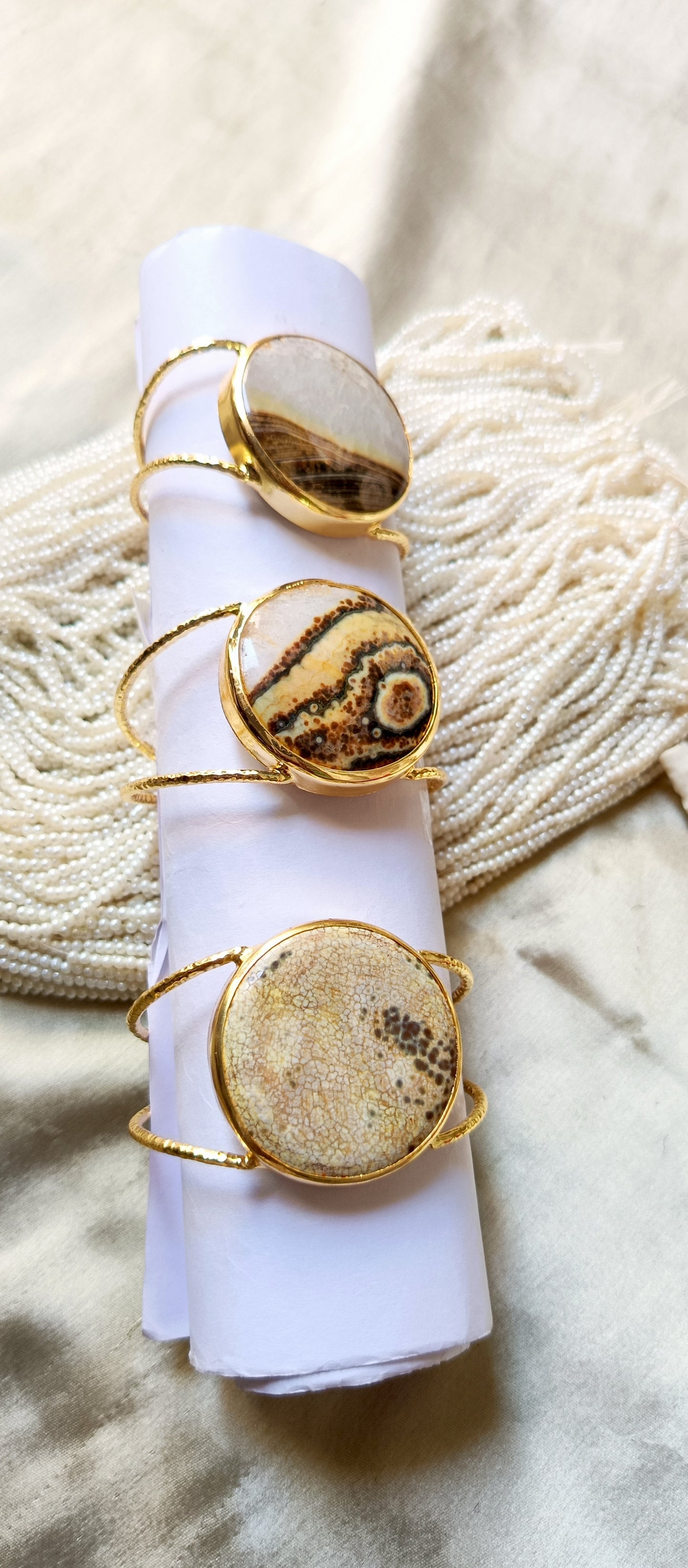 Luxury Raw Aagte Hancuff