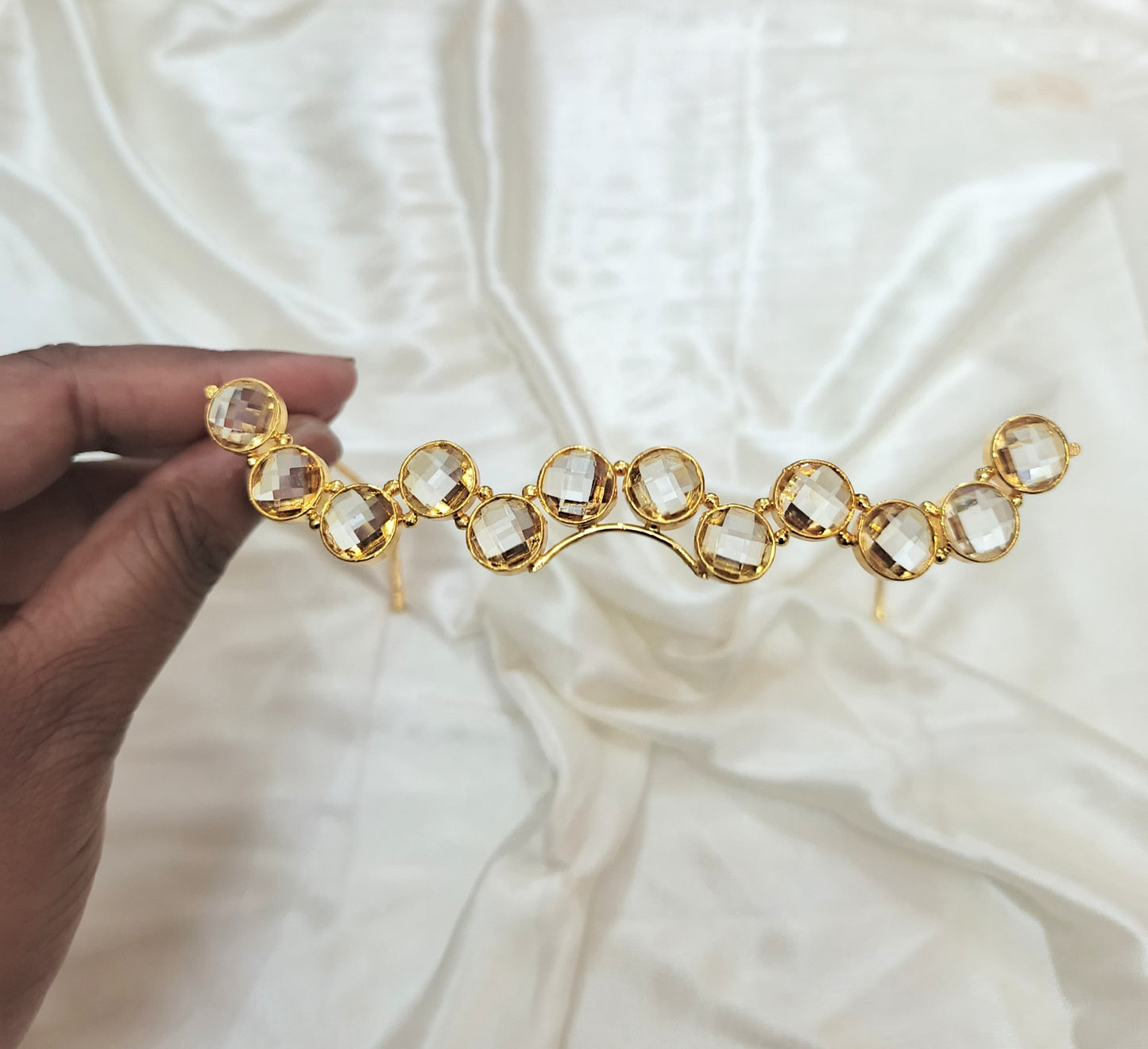 Gold Glass Stone facelets for Wedding Look