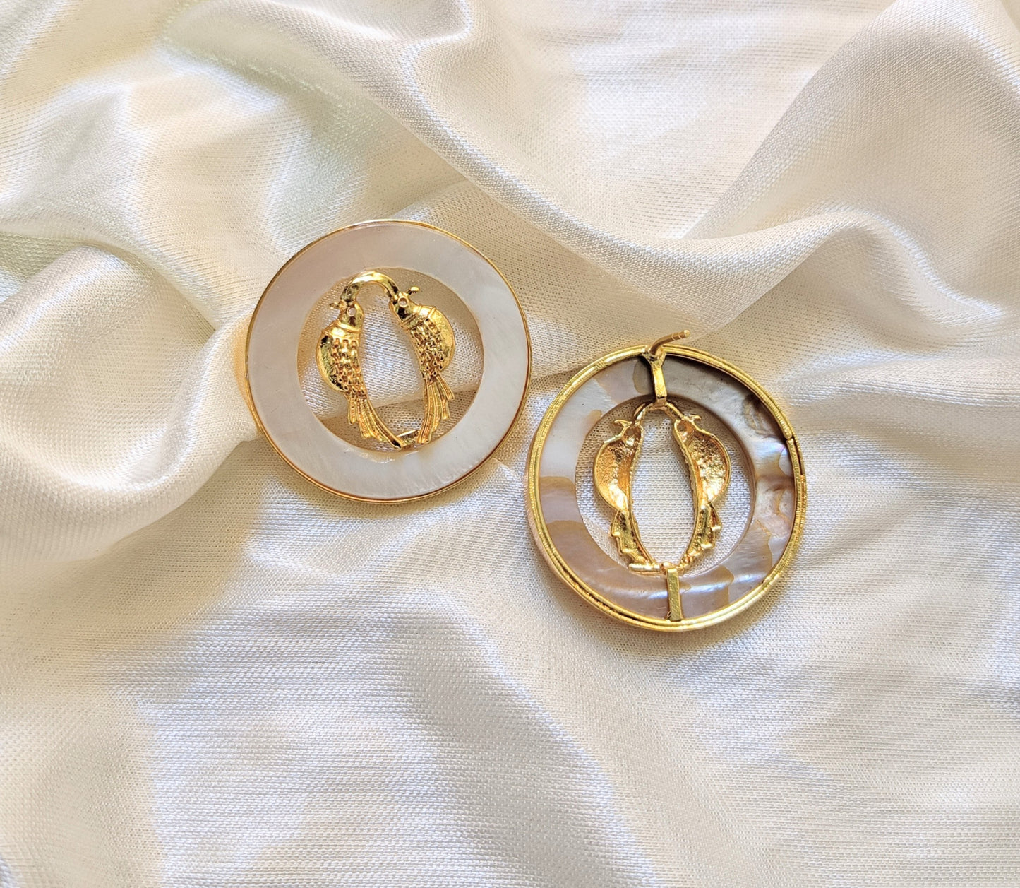 Luxe Pearl Finish Circular Gold Earring