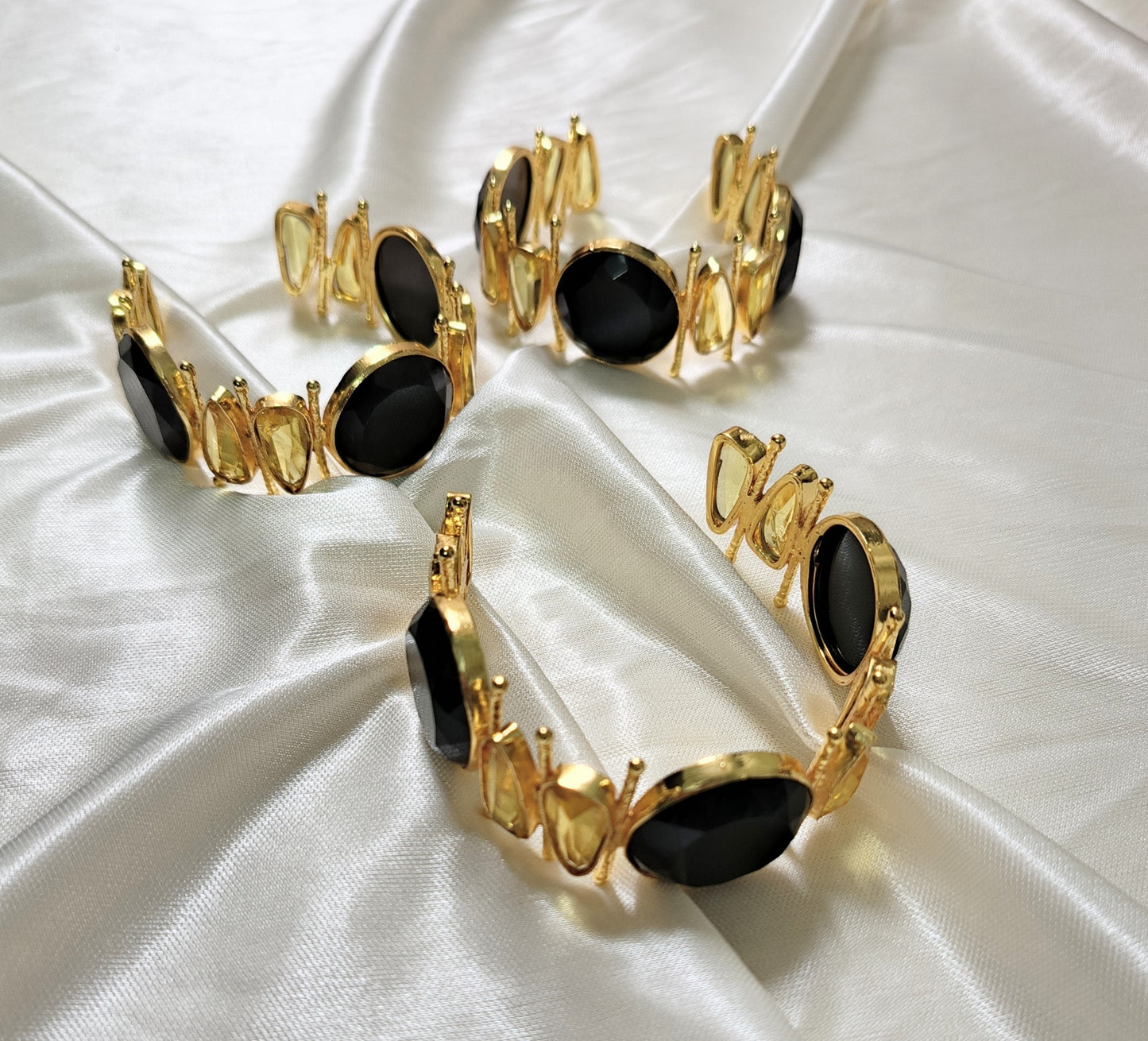 Black Onyx Handcuff