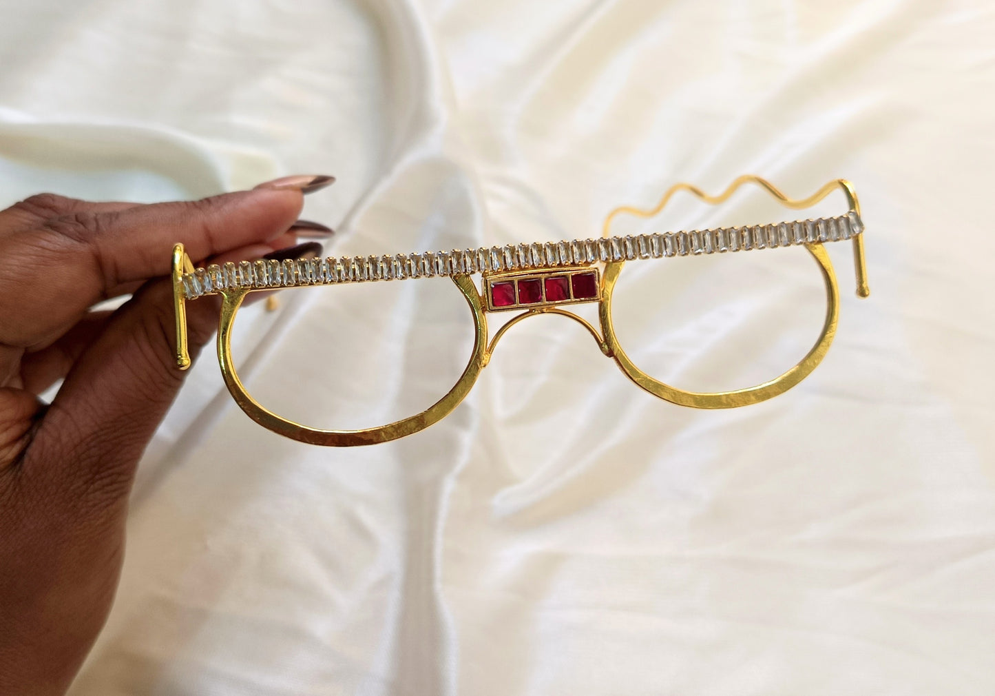 Handcrafted Indian Facelet