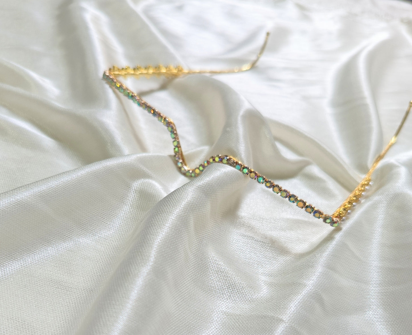 Sparkling Rhinestone & Pearl Facelet