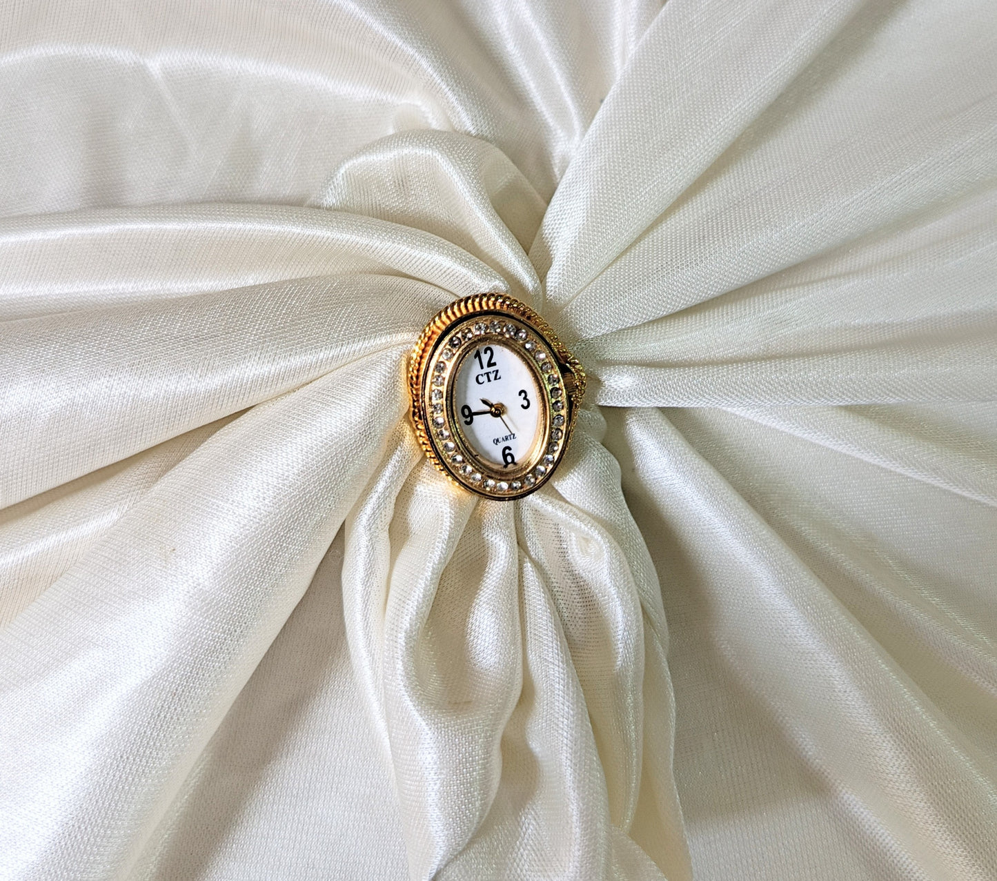 Chic Mini Dial Watch Ring