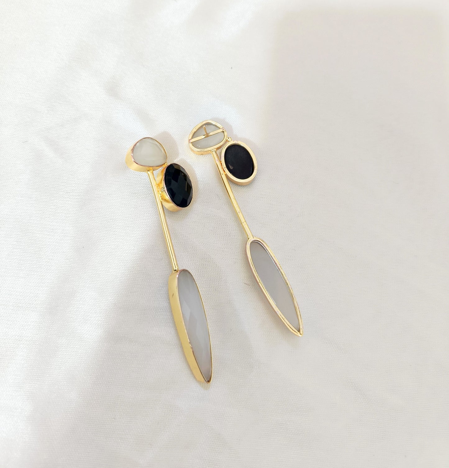 Luxury Gold Plated Black Onyx & White Stone Drop Earring