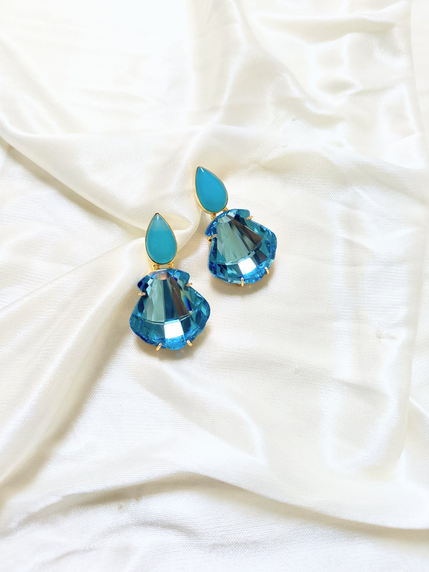 Aqua Blue Teardrop Crystal Drop Earring