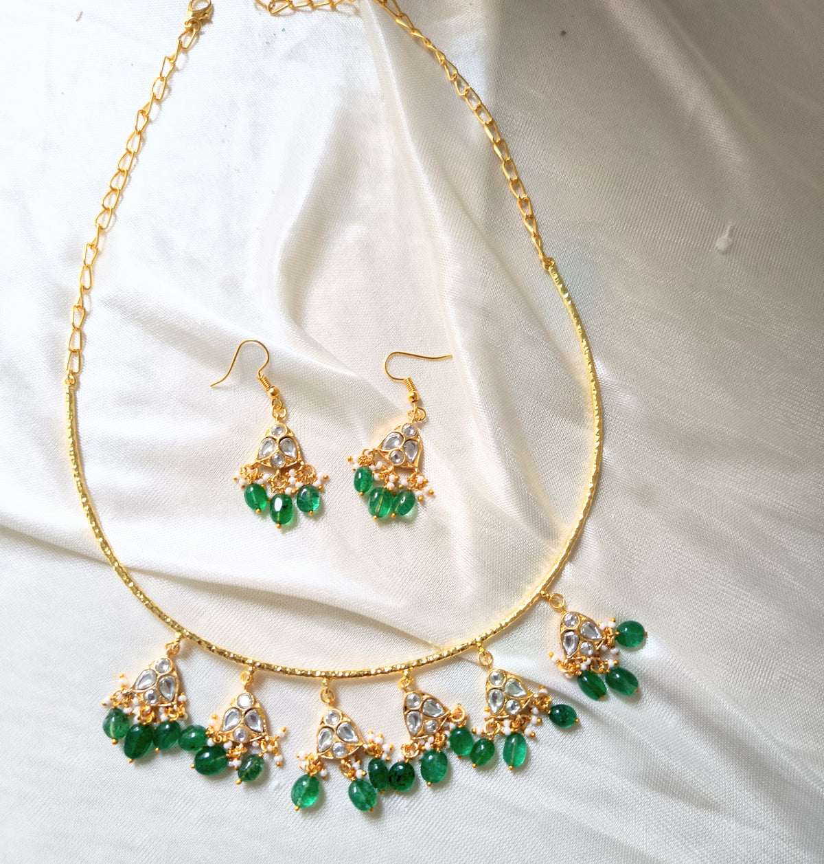 Royal Green Beaded Hasli Necklace Set with Earrings