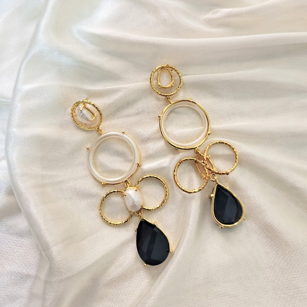 Gold plated Black Onyx and MOP Earring