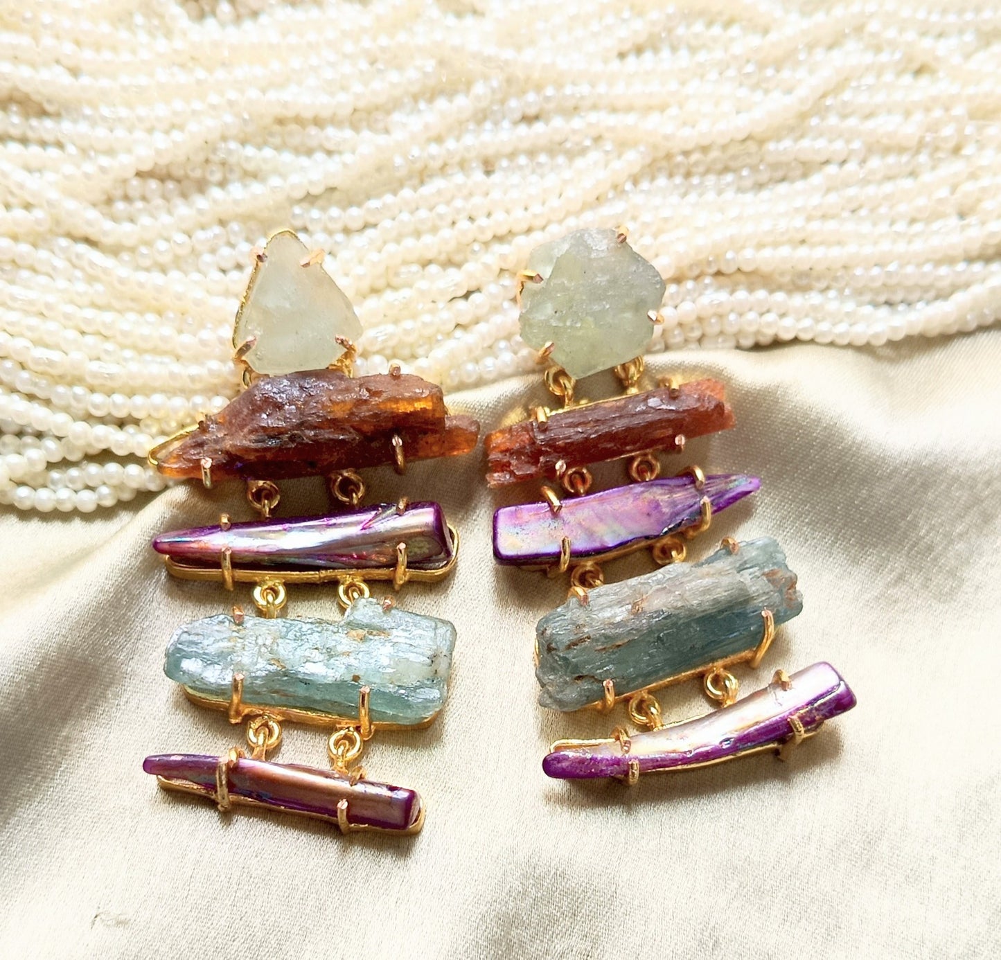 Raw Stones With Pearl Earring