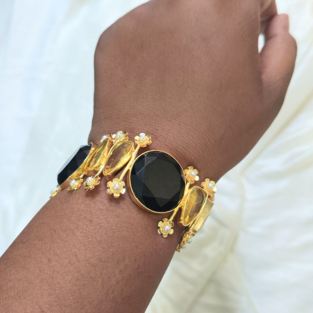 Black Onyx Stone & Pearl Handcuff