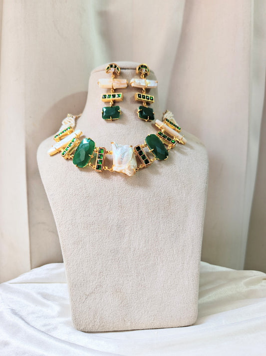 Emerald Pearl Luxe Statement Necklace Set