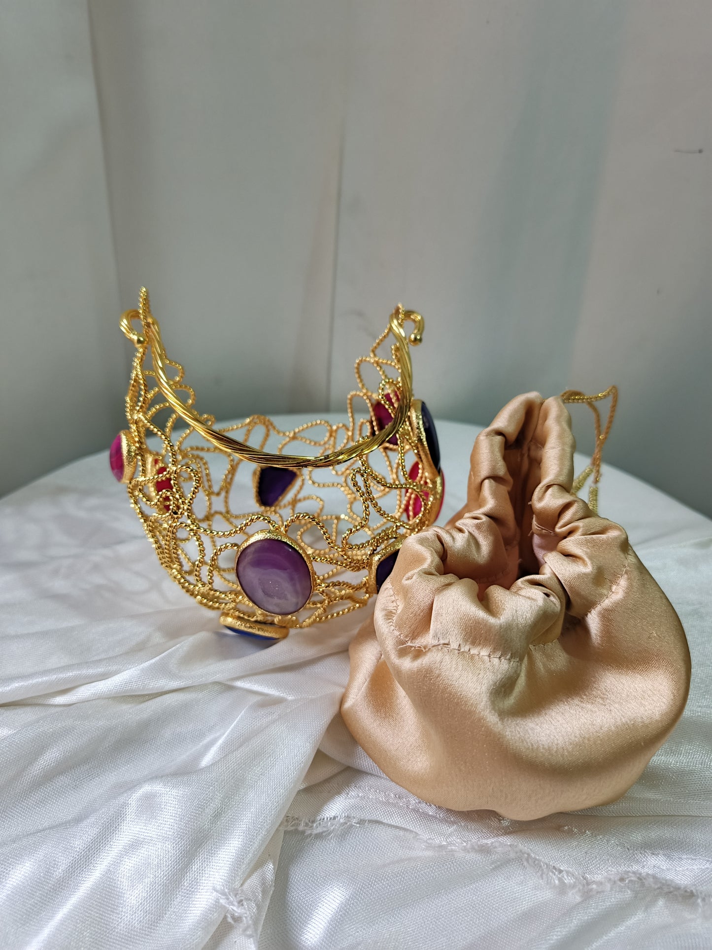 Luxury Handcrafted Gold Wire Crystal Evening Clutch Bag with Satin Pouch
