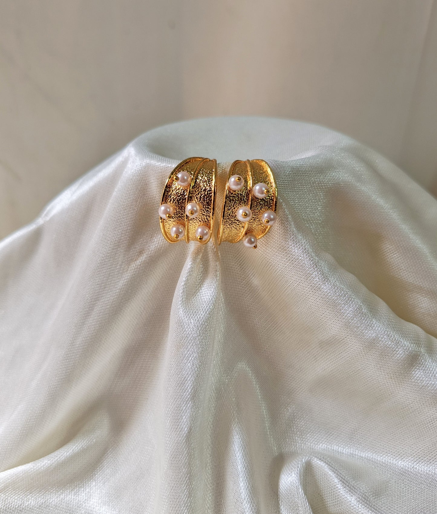 Luna Pearl Gold Studs