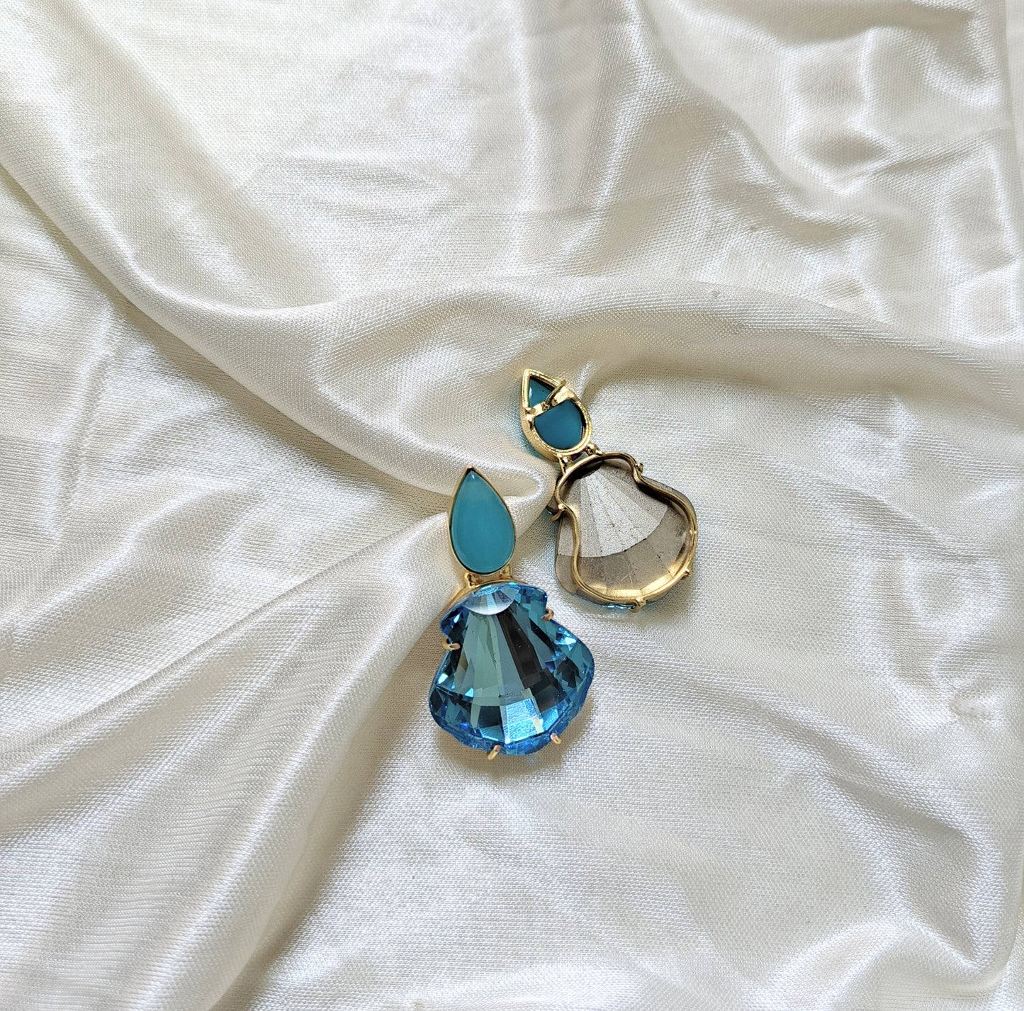 Aqua Blue Teardrop Crystal Drop Earring