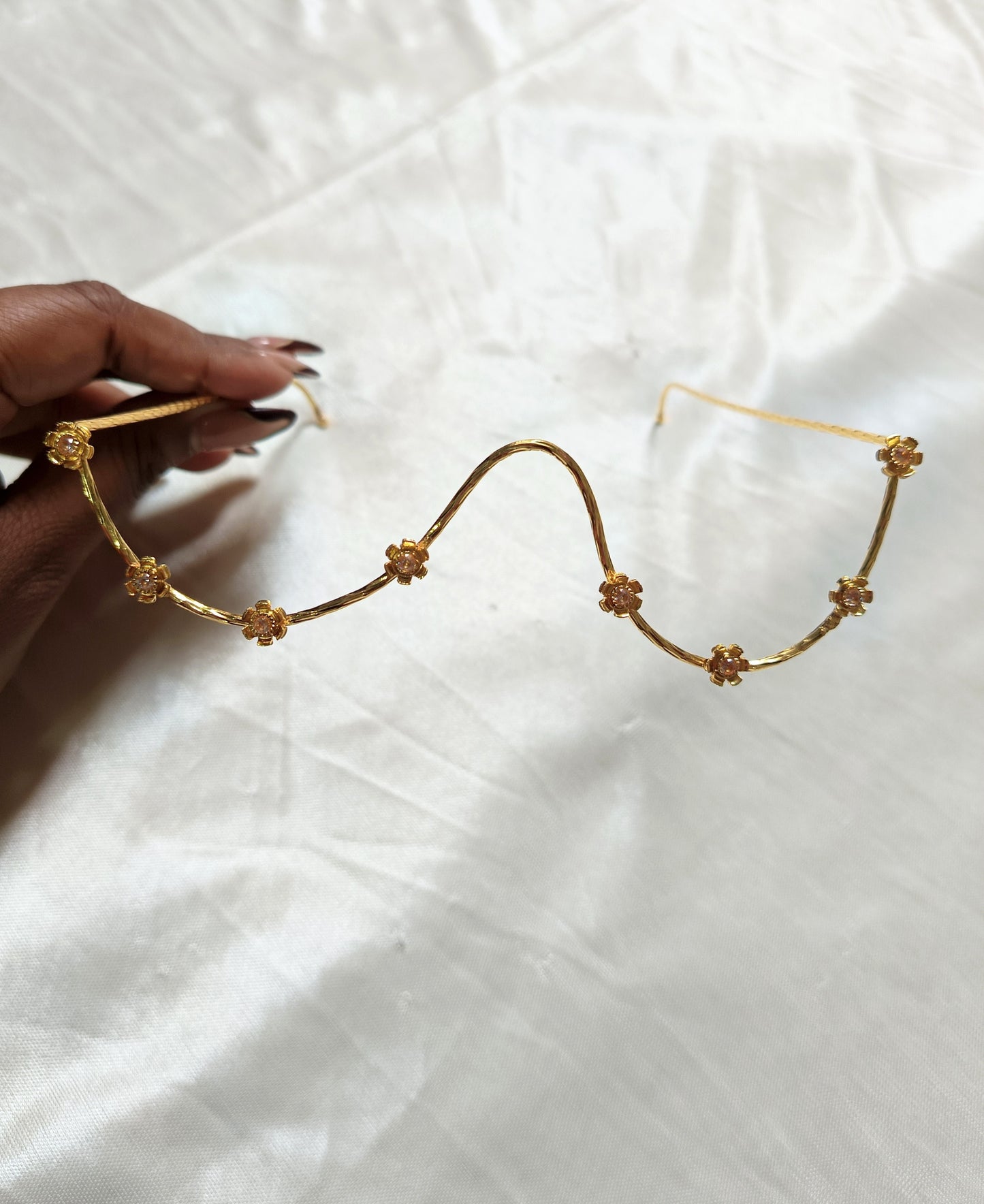Gold Floral Facelet