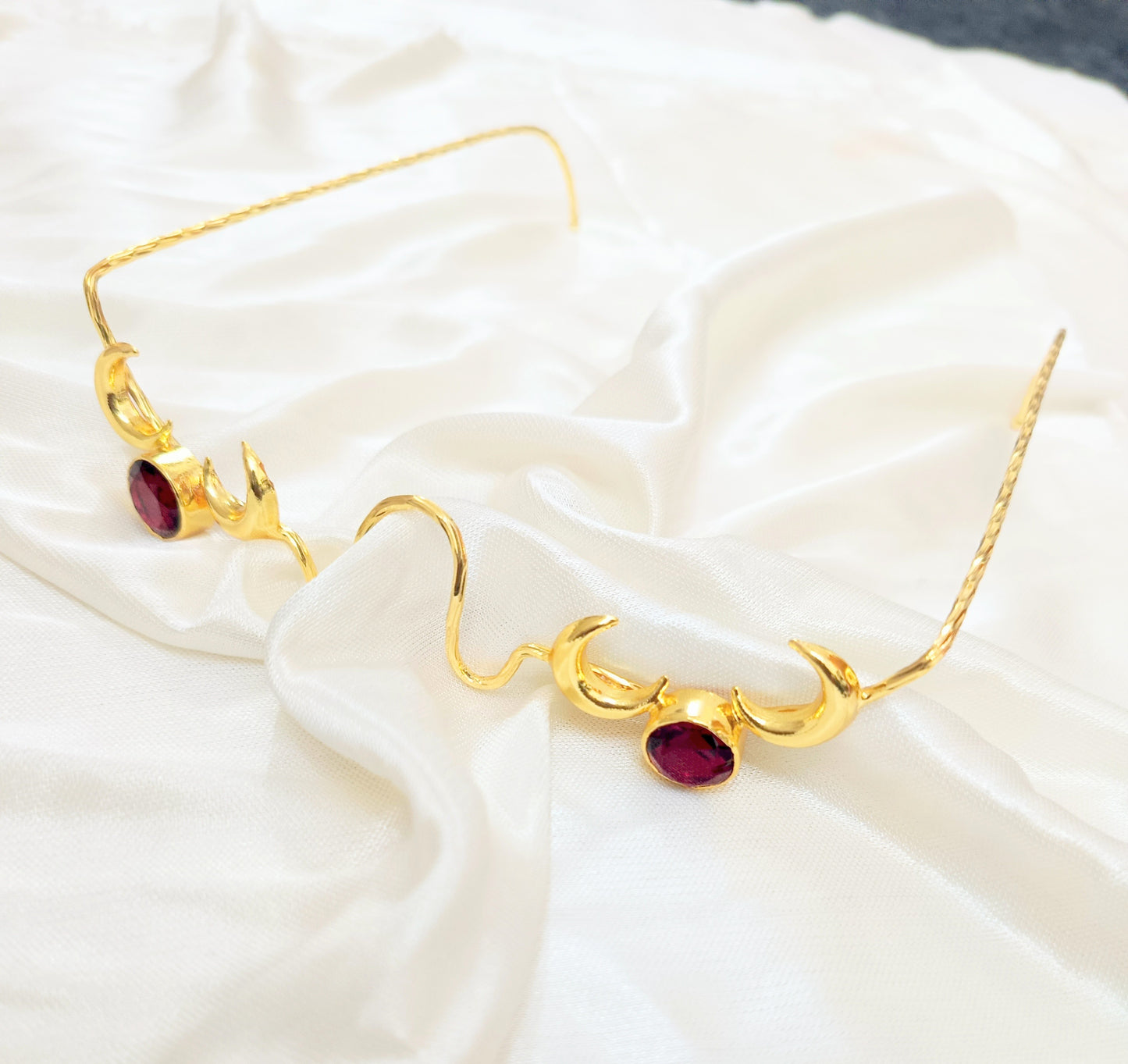 Gold Crescent Moon Red Stone facelets