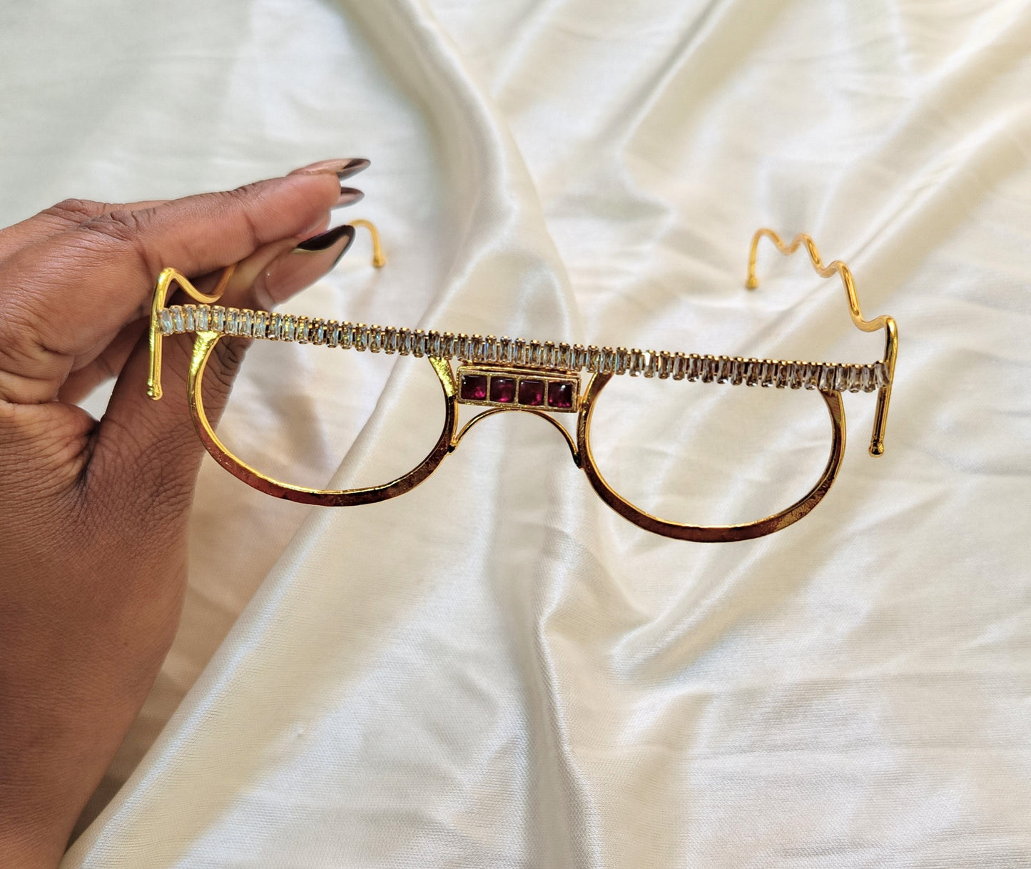 Handcrafted Indian Facelet