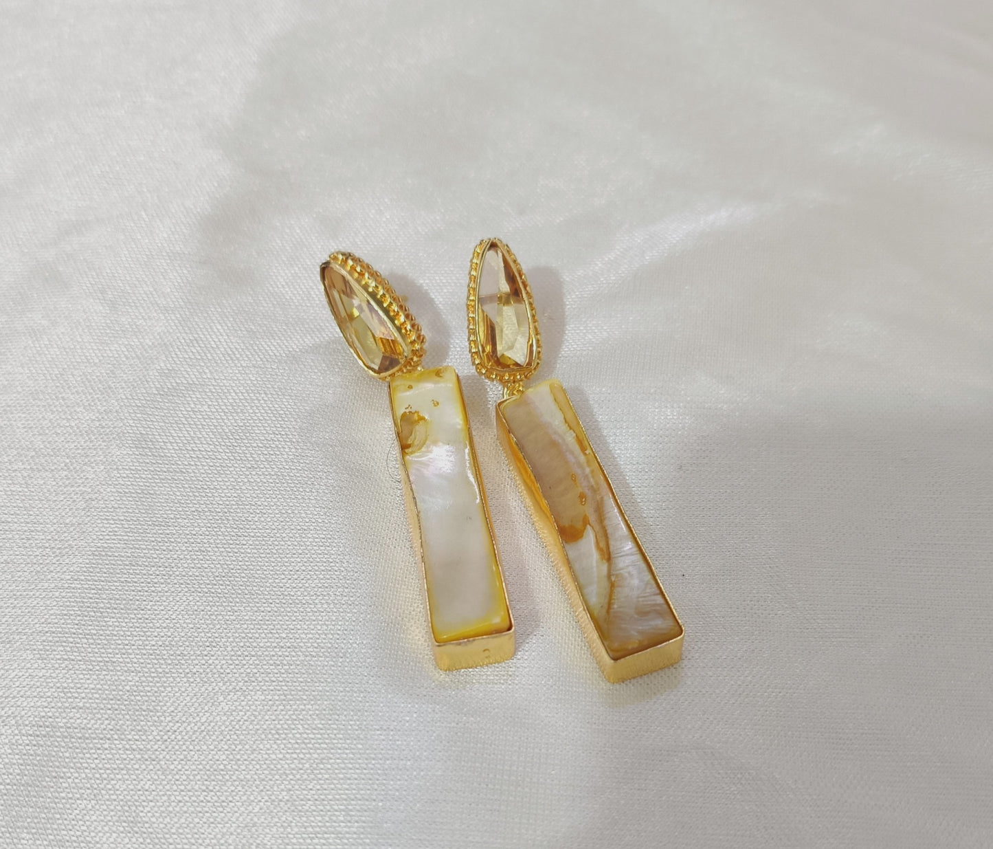 Elegant Gold Finish Rectangle Drop Earring