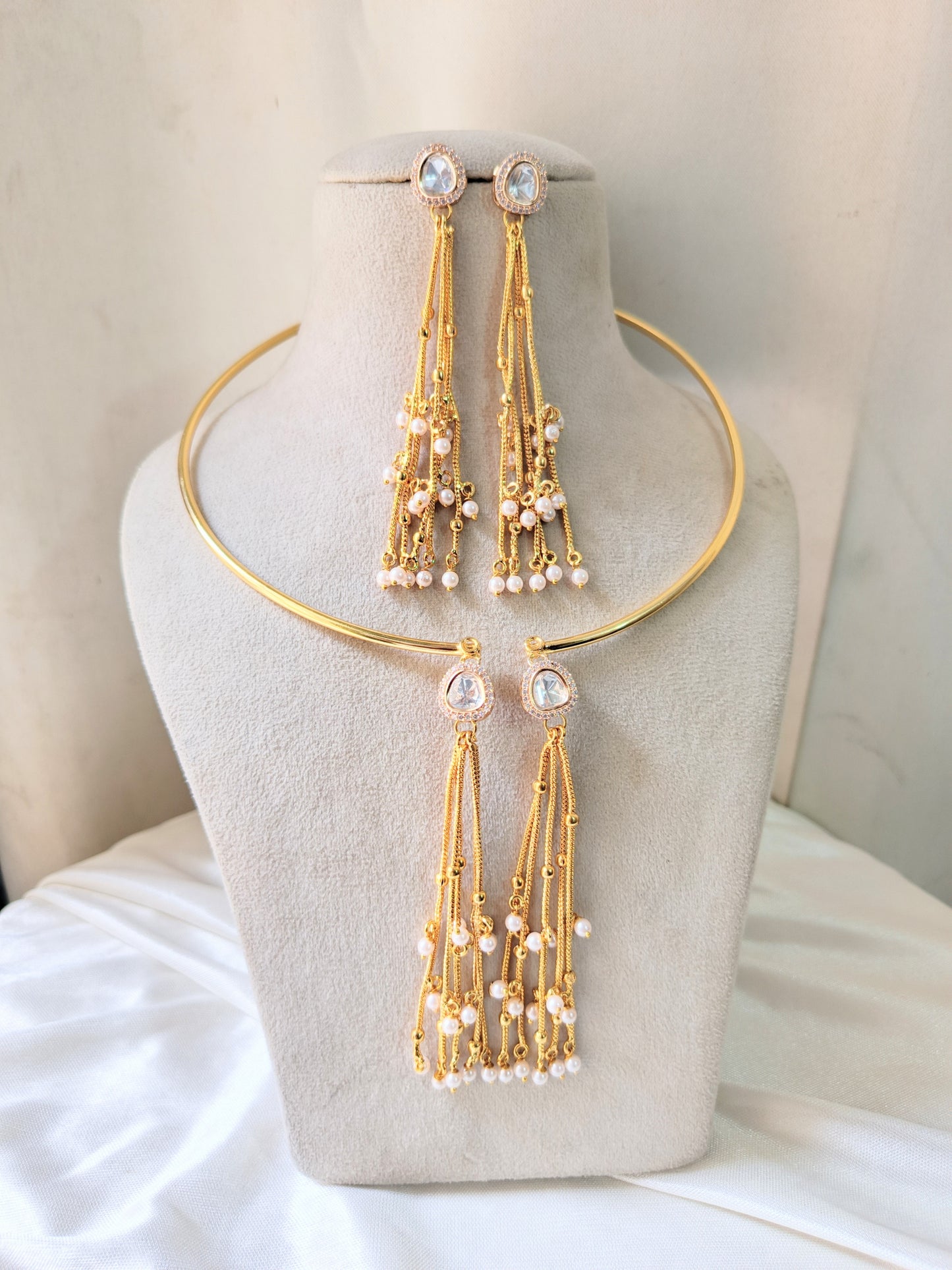 Royal Pearl Tassel Hasli Necklace Set
