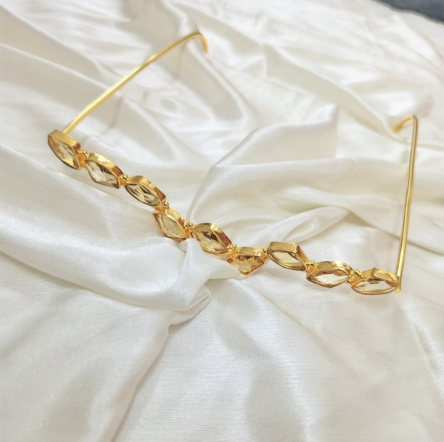 Luxury Gold Geometric Crystal Facelets