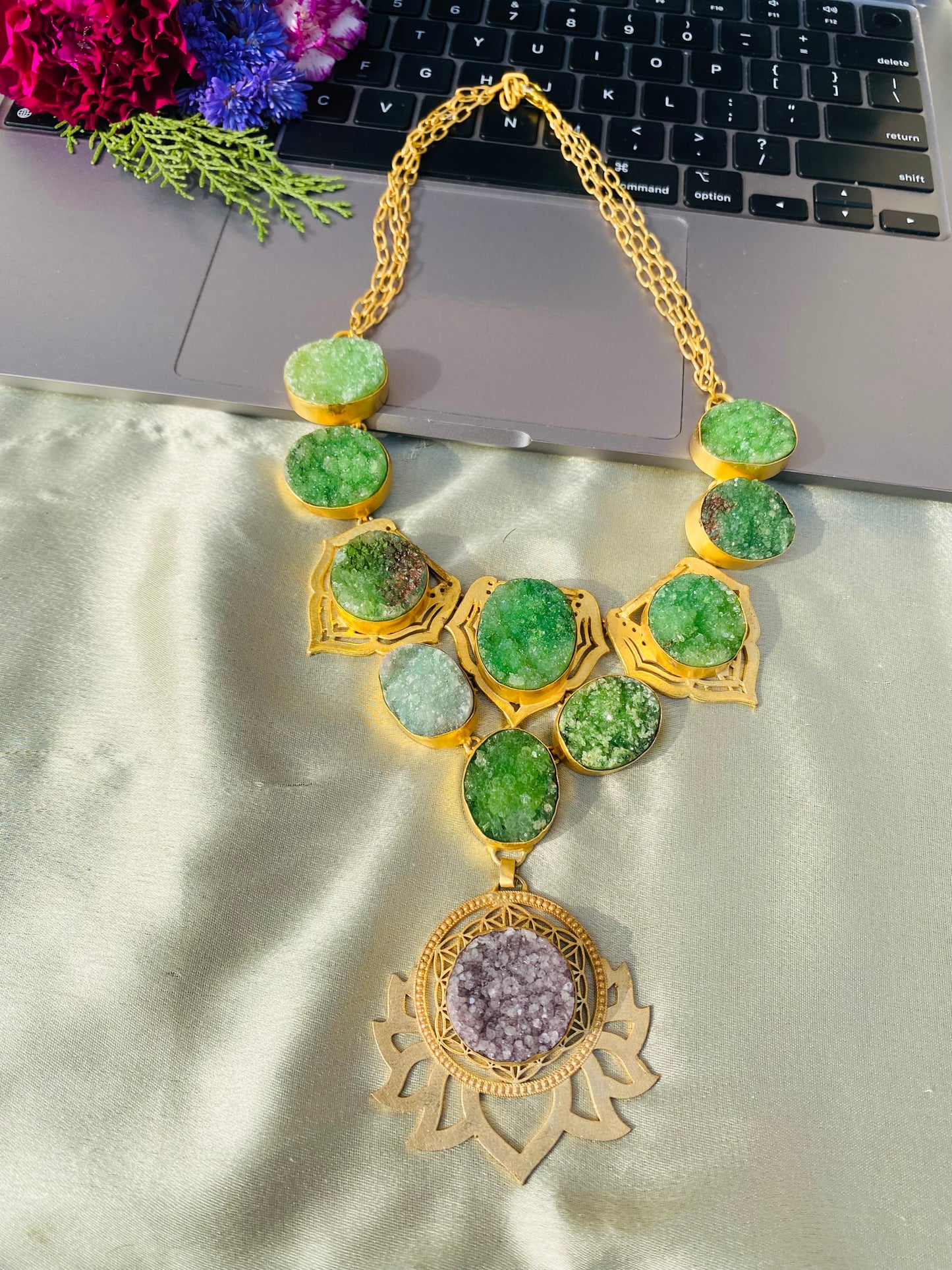 Forest Drossy Necklace